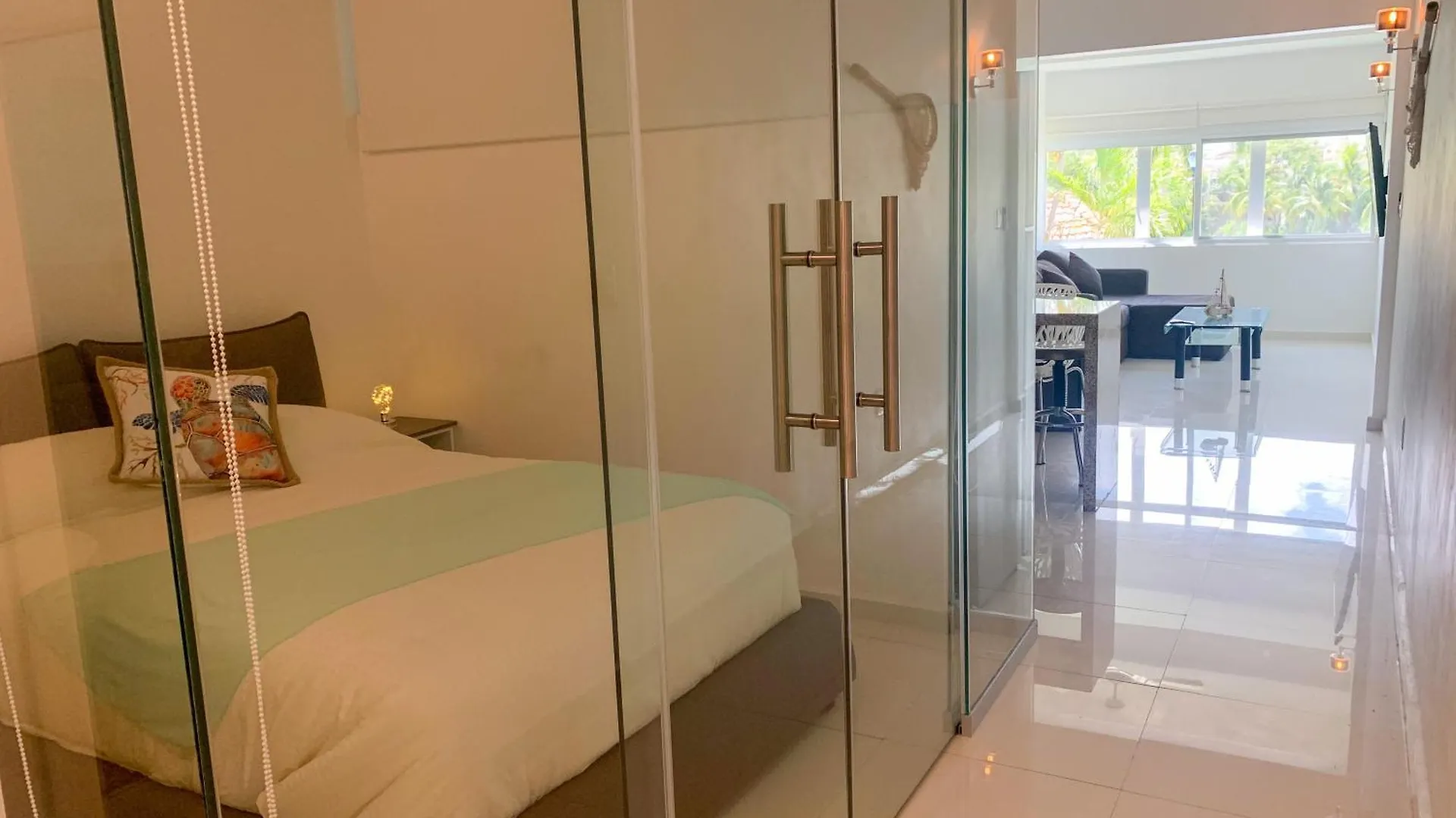 Beautiful Loft By The Lagoon! Cancun Apartment
