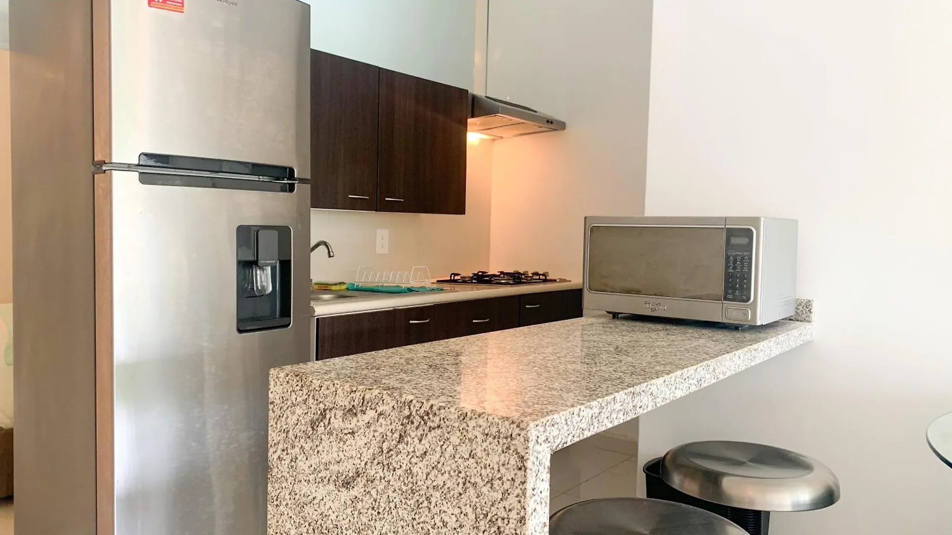 Beautiful Loft By The Lagoon! Cancun Apartment